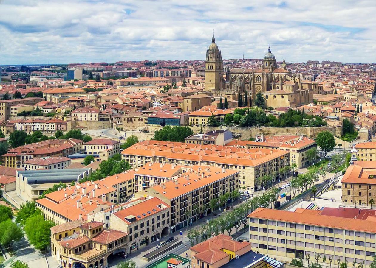 Vut San Nicolas 3 Salamanca Exterior foto